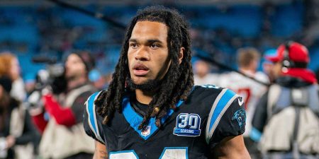 Jonathon Brooks Impresses on Red-Zone Work Jonathon Brooks